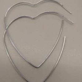 ARGOLA DE AÇO CORAÇÃO  5CM