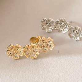 BRINCO FO EAR CUFF FLOR CRAVEJ 8MM