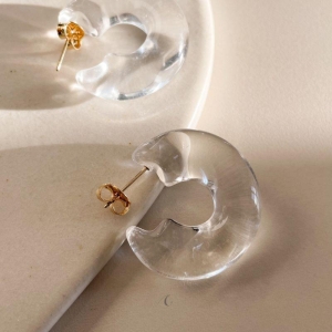 BRINCO ARGOLA ACRILICA 28MM