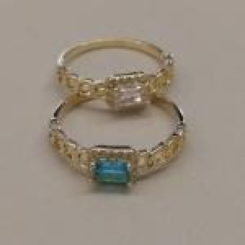 ANEL ZIRC RETANGULAR 5MM CRAVEJ LATERAL CARTIER