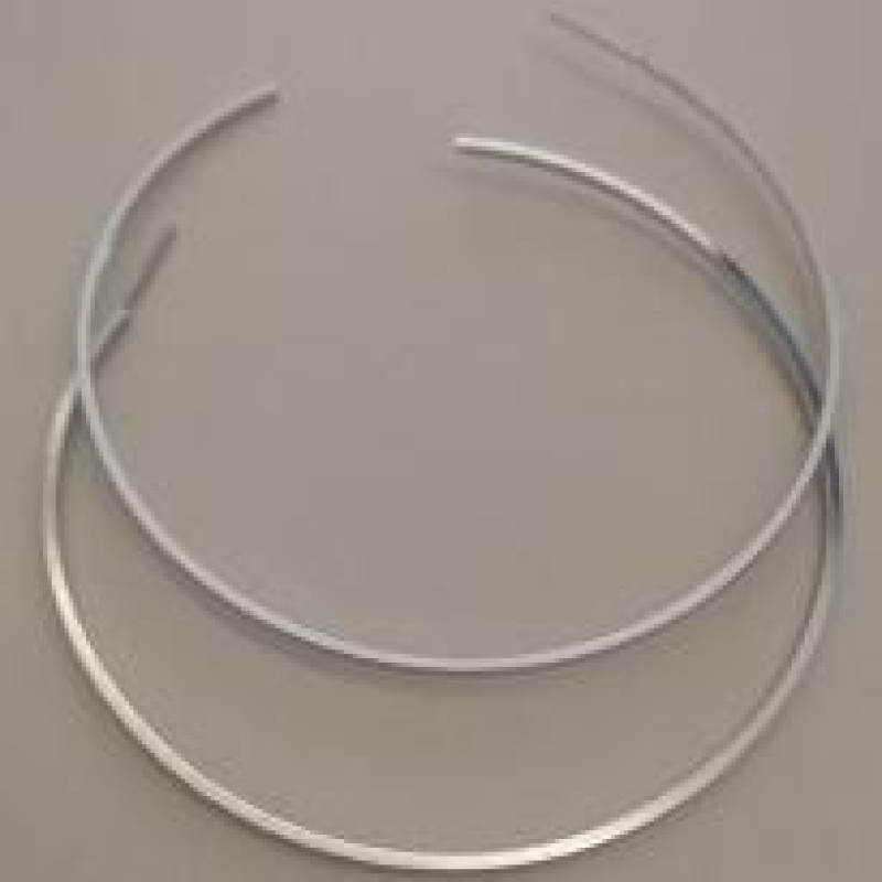 ARGOLA AÇO FINA QUADRADA 6CM