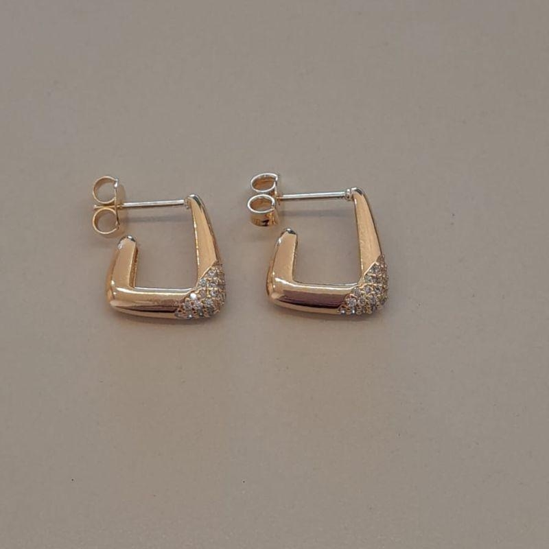 ARGOLA GEOMETRICA LISA PONTA CRAVEJ 15MM