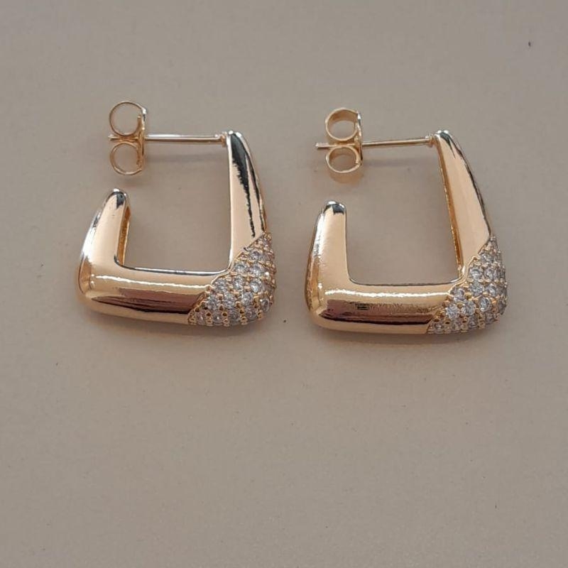 ARGOLA GEOMETRICA LISA PONTA CRAVEJ 15MM