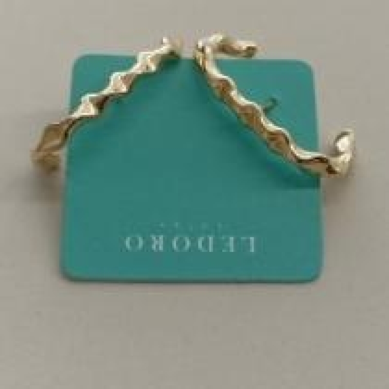 BR FO  EAR HOOK TRABALHADO