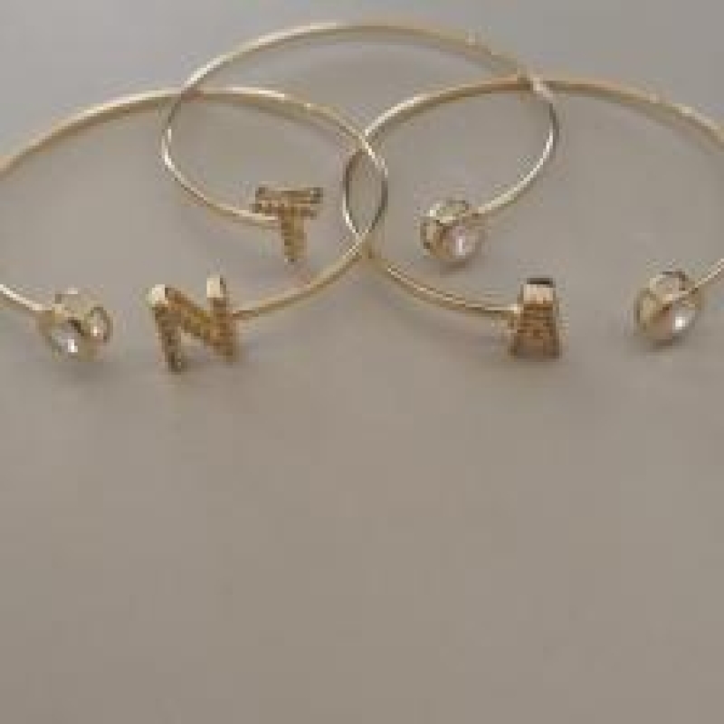 BRACELETE FO INICIAL CRAVEJ ZIRC RDD
