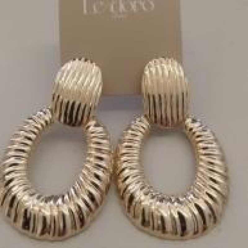 BRINCO FO CIRCULO RISCADO BASE OVAL PEND