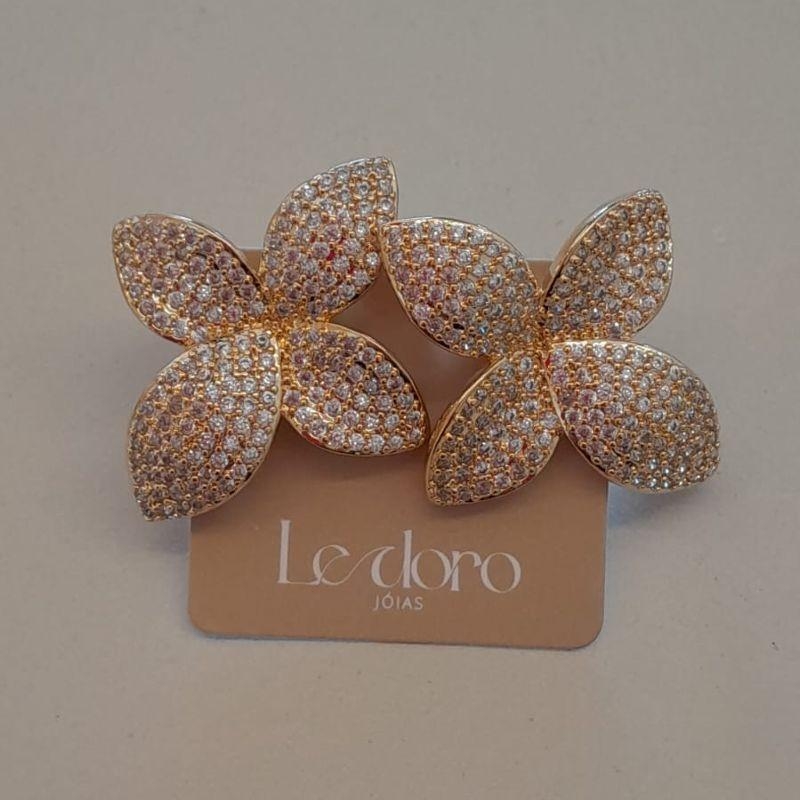 BRINCO FO FLOR 4 PETALAS CRAVEJ 27MM