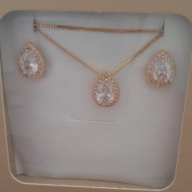 CONJ FO GOTA ZIRC CRISTAL CRAVEJ LATERAL 9MM VENEZ 45CM + ALONG