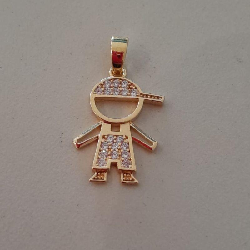 PINGENTE FO MENINO BONE VAZ CRAVEJ 13MM