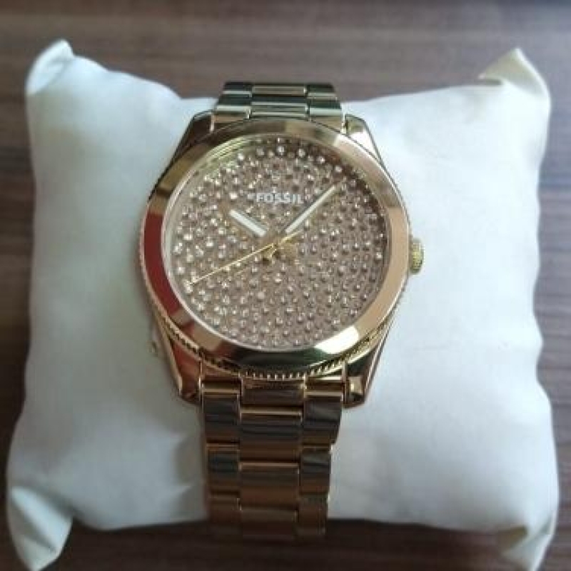 RELOGIO FOSSIL COM PEDRAS SWAROVSKI