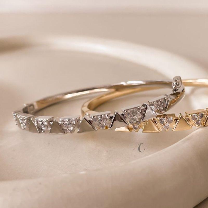 BRACELETE RB TRIANGULO LISO CRAVEJ